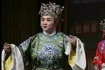 杨八姐游春